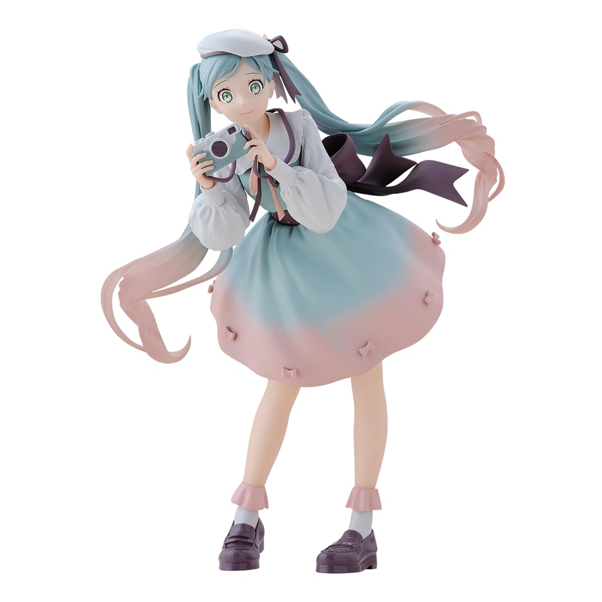 BANPRESTO Hatsune Miku Holiday Memories Camera Figure