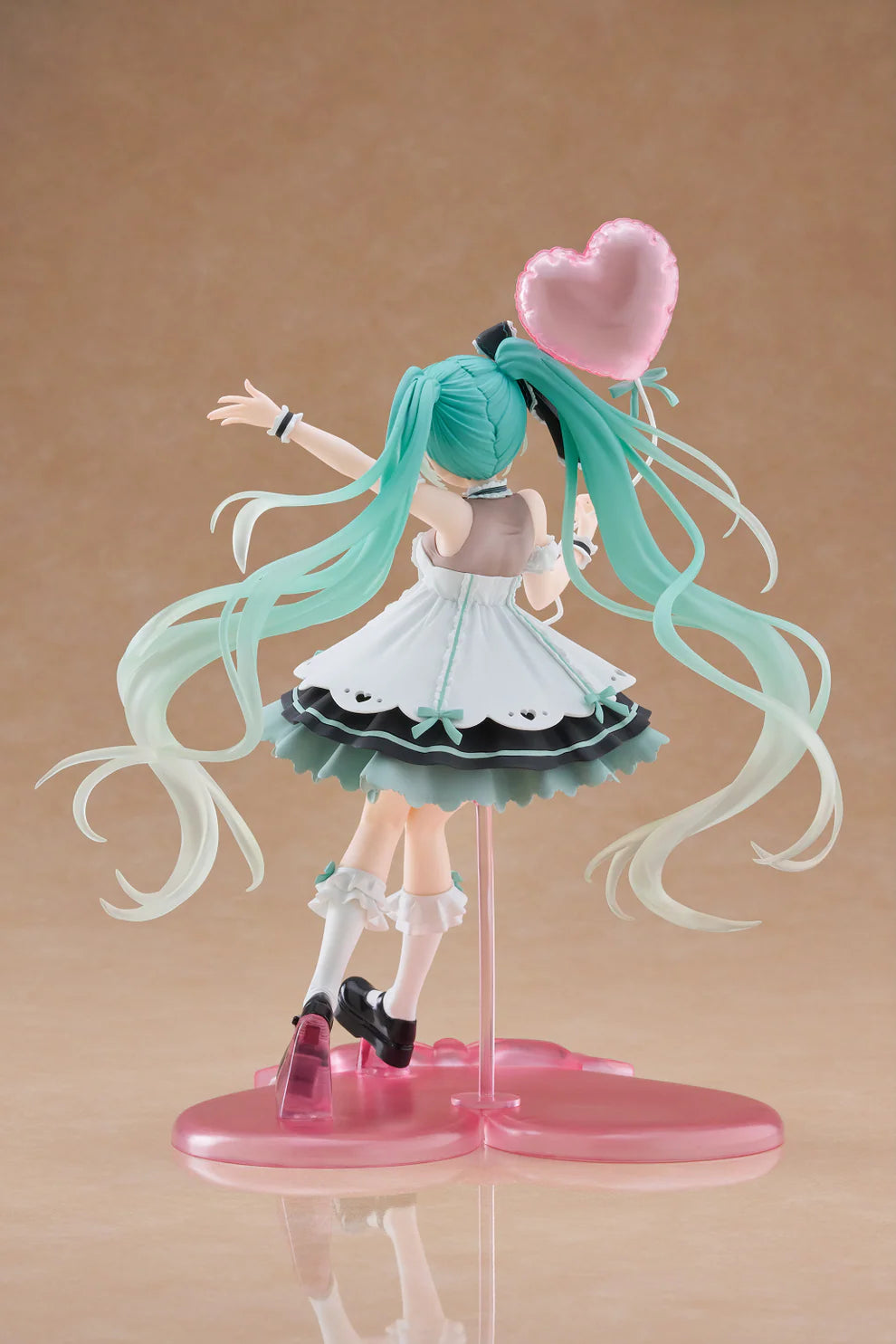 TAITO Hatsune Miku Birthday 2025 AMP+ Figure - Party Ver.